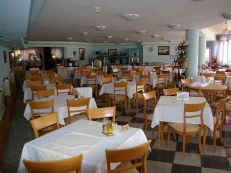 Hotel Sunrise Pefki Екстериор снимка